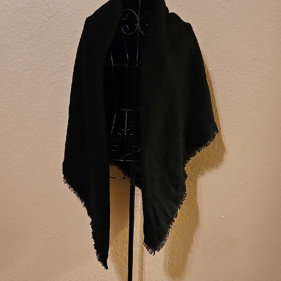 Women's Multicolor Wraps Collection - Picture 6 of 10